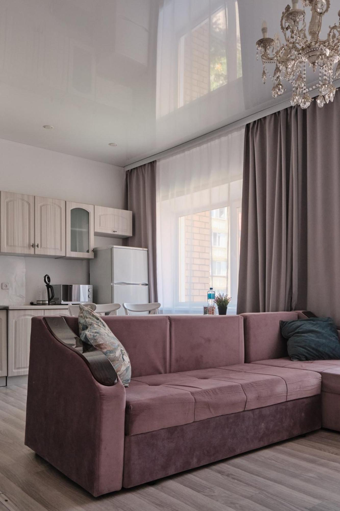Seven City Apartments Semej Esterno foto